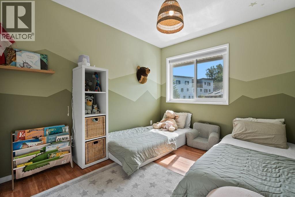 39706 GOVERNMENT ROAD, Squamish