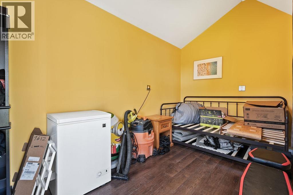 39706 GOVERNMENT ROAD, Squamish