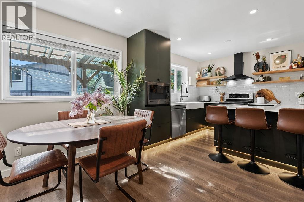 39706 GOVERNMENT ROAD, Squamish