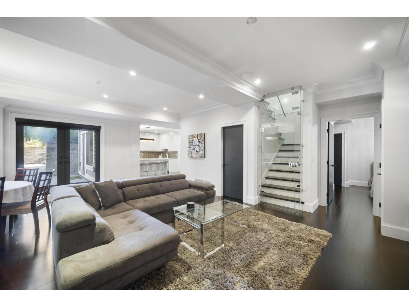 6 Bed, 6 Bath House for Sale in Surrey – 3852 156A STREET, Surrey - Image 7