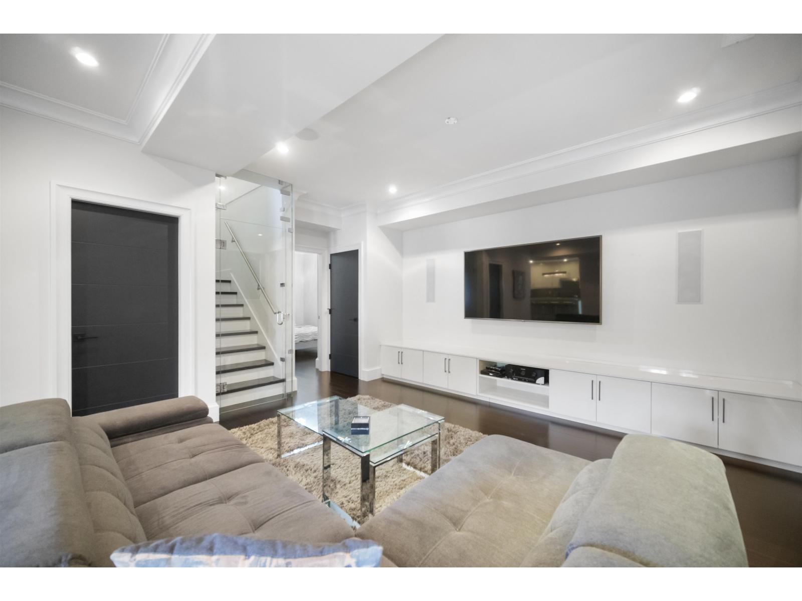 6 Bed, 6 Bath House for Sale in Surrey – 3852 156A STREET, Surrey - Image 13