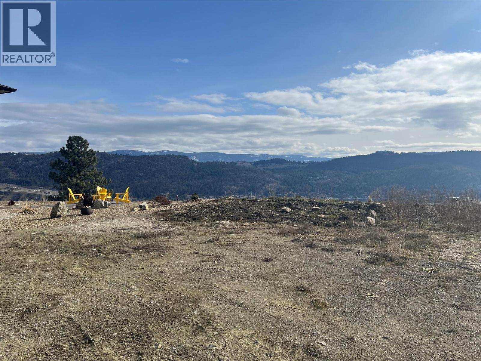 8916 Hampshire Crescent, Vernon