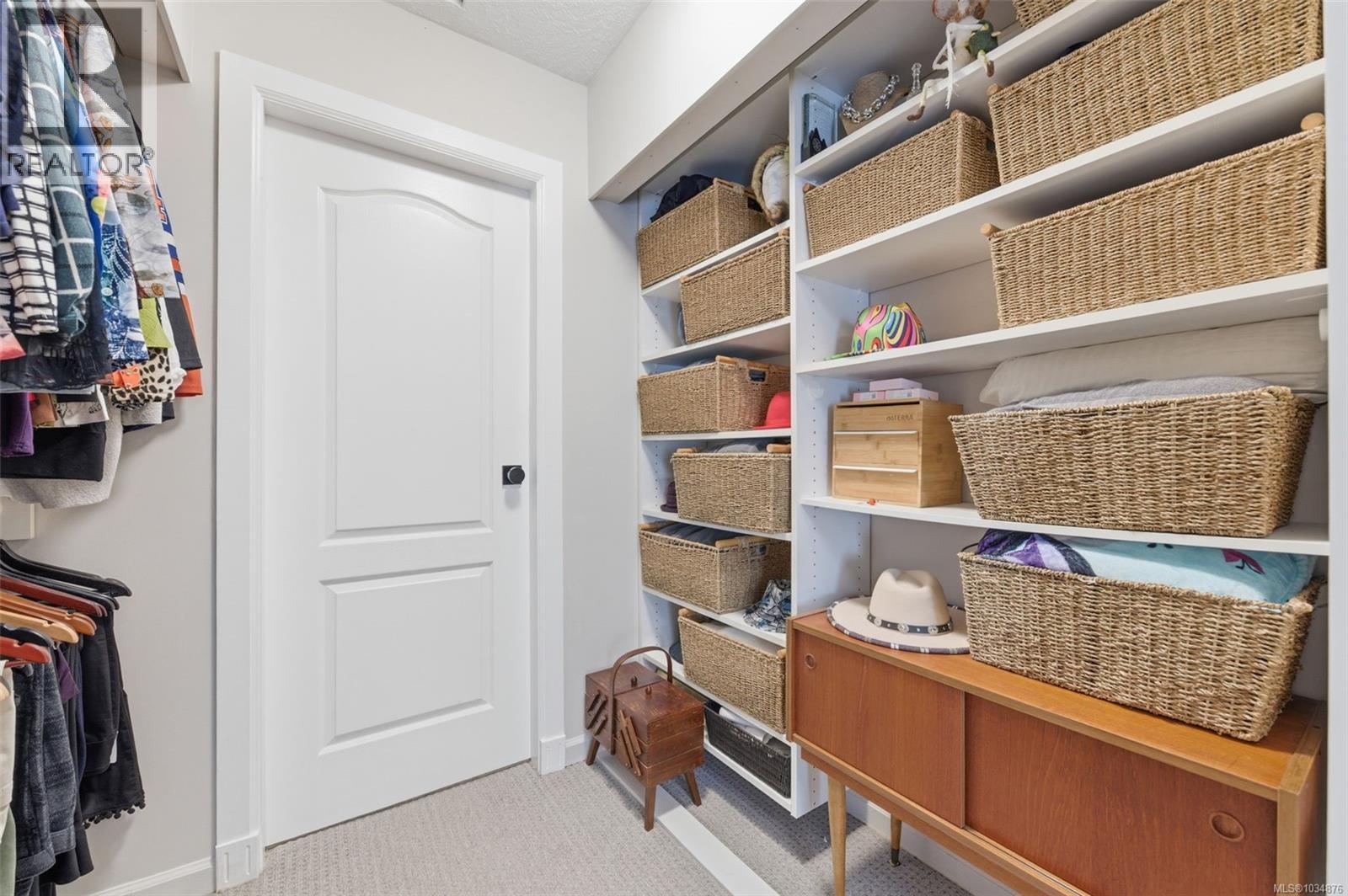  1409 Yale Street, Oak Bay