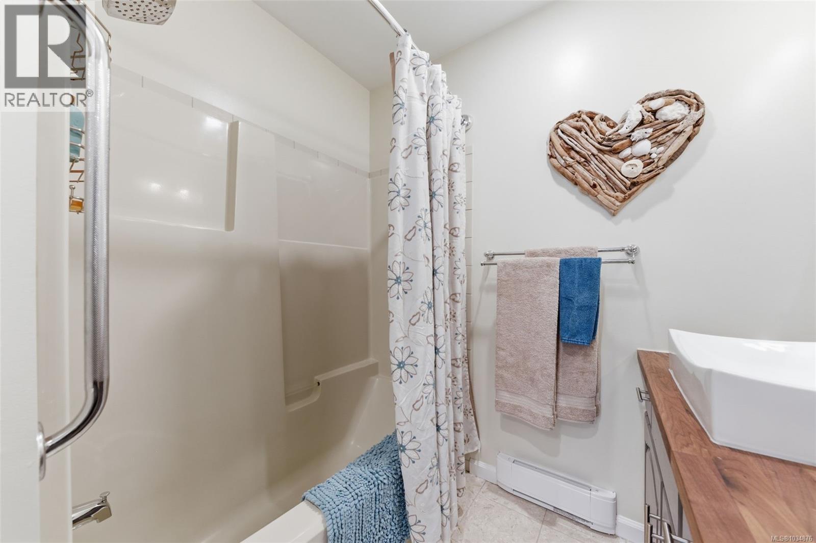 1409 Yale Street, Oak Bay