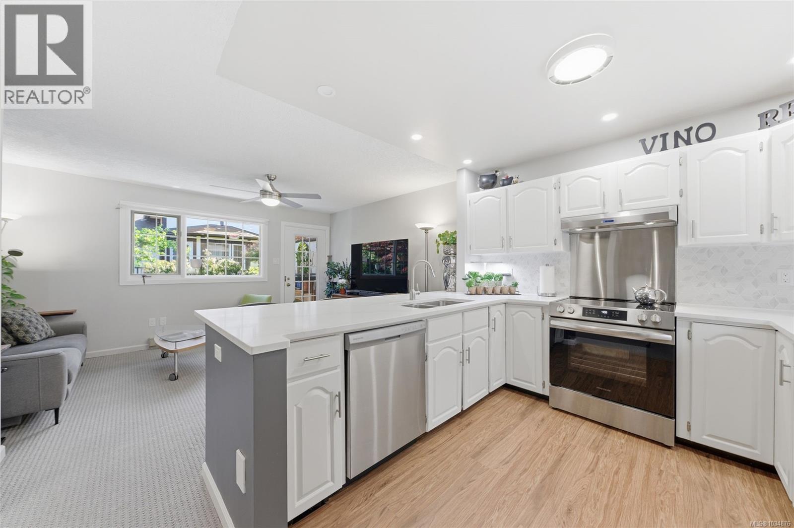1409 Yale St - 6