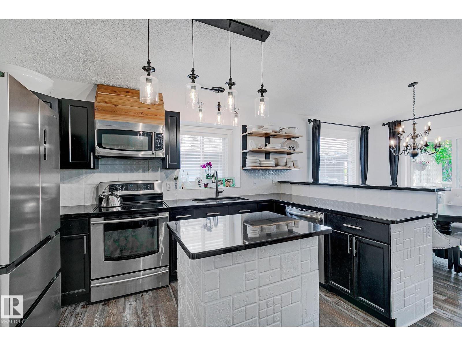 15003 128 ST NW, Edmonton