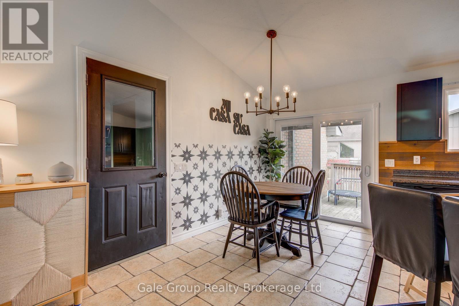 222 CAVERLY ROAD S - 6