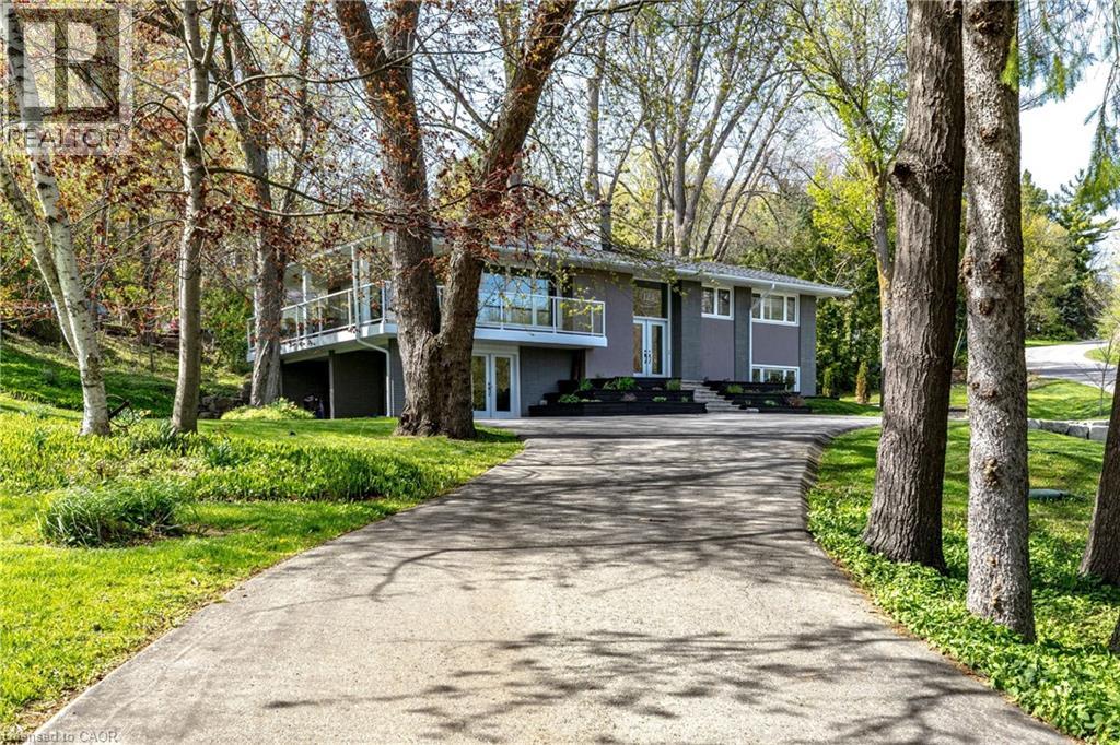 123 HILLCREST Avenue, Hamilton, Ontario, L9H4X7 — Photo 3