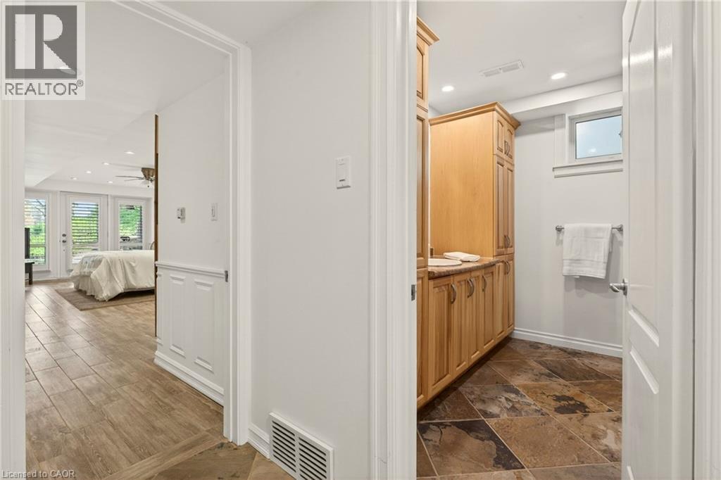 123 HILLCREST Avenue, Hamilton, Ontario, L9H4X7 — Photo 35