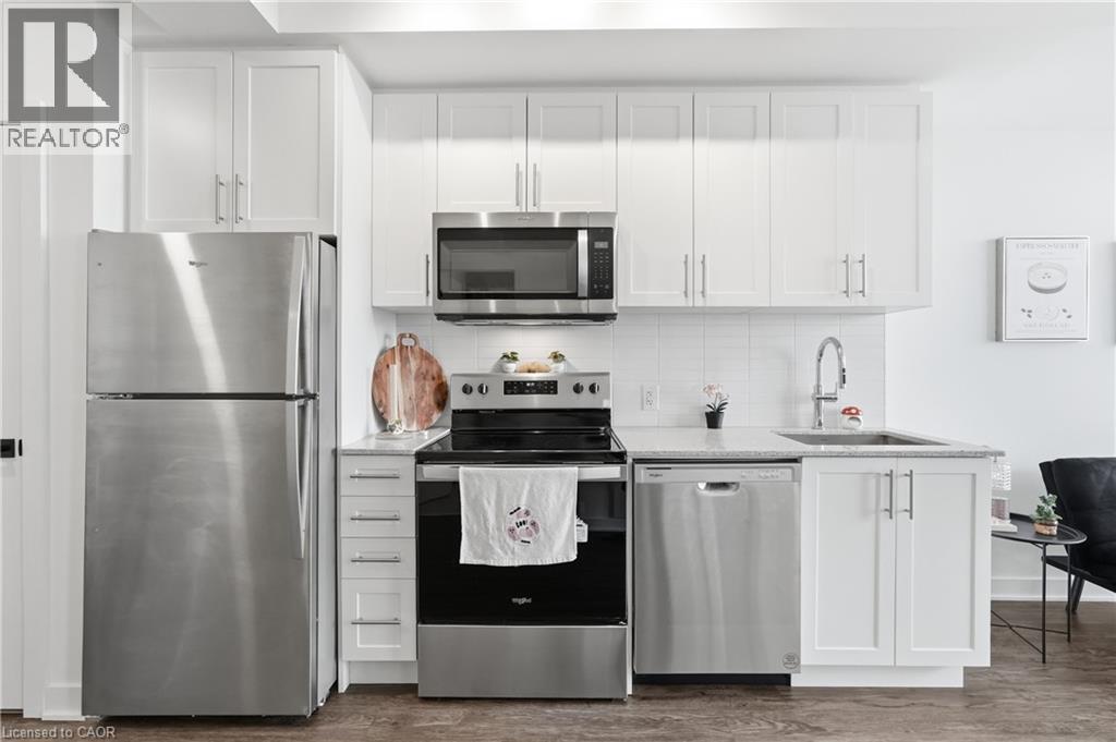 #513 2782 BARTON Street E - 10