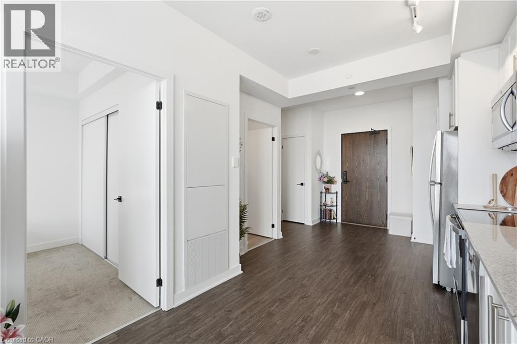 #513 2782 BARTON Street E - 16