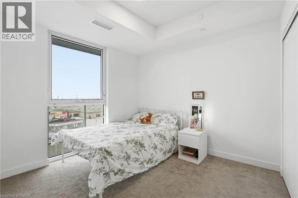 #513 2782 BARTON Street E - 17