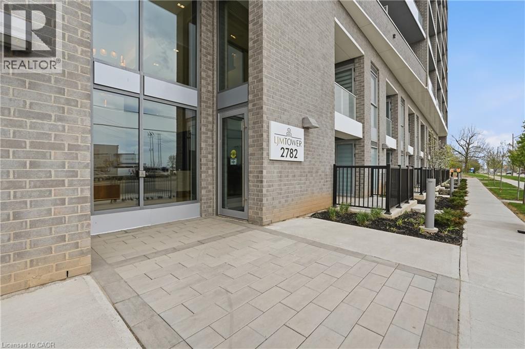 2782 BARTON Street E Unit# 513, Hamilton, Ontario, L8E2J8 — Photo 3