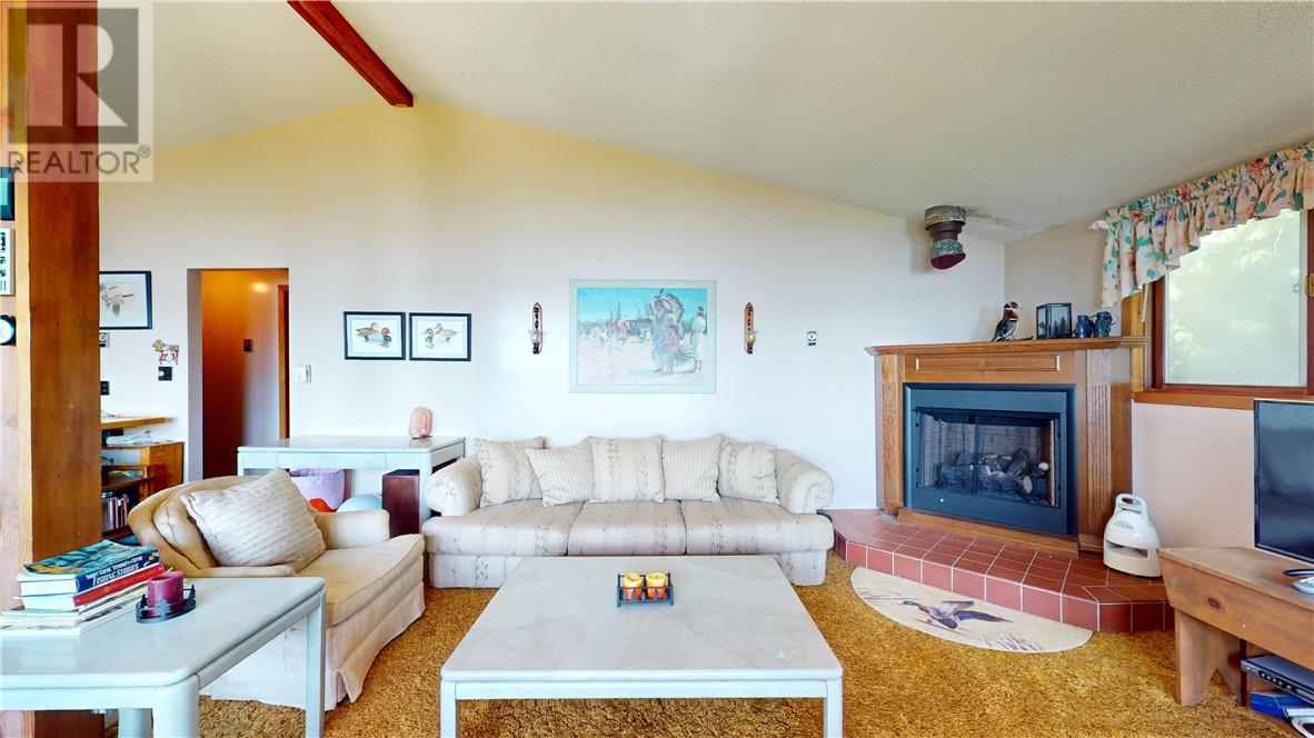 240 Rosewood Lane - 35