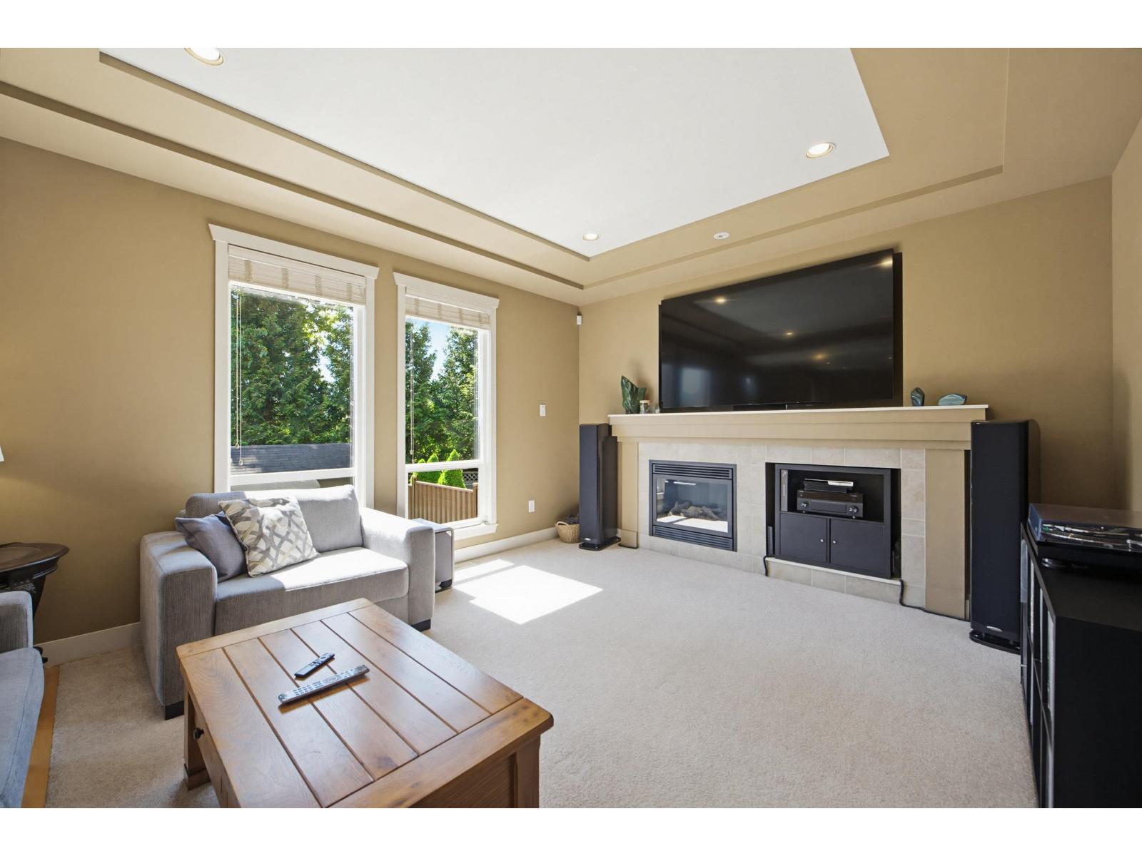 7 Bed, 4 Bath House for Sale in Surrey – 10304 164A STREET, Surrey - Image 15