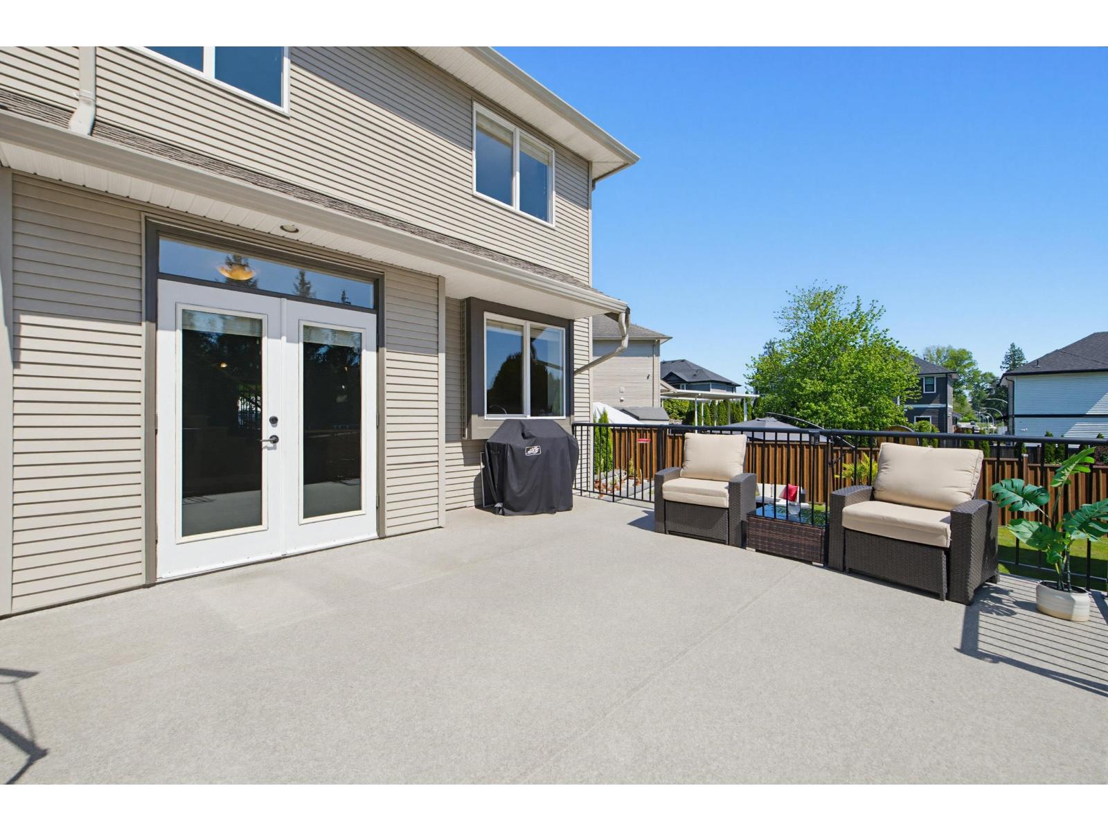 7 Bed, 4 Bath House for Sale in Surrey – 10304 164A STREET, Surrey - Image 29