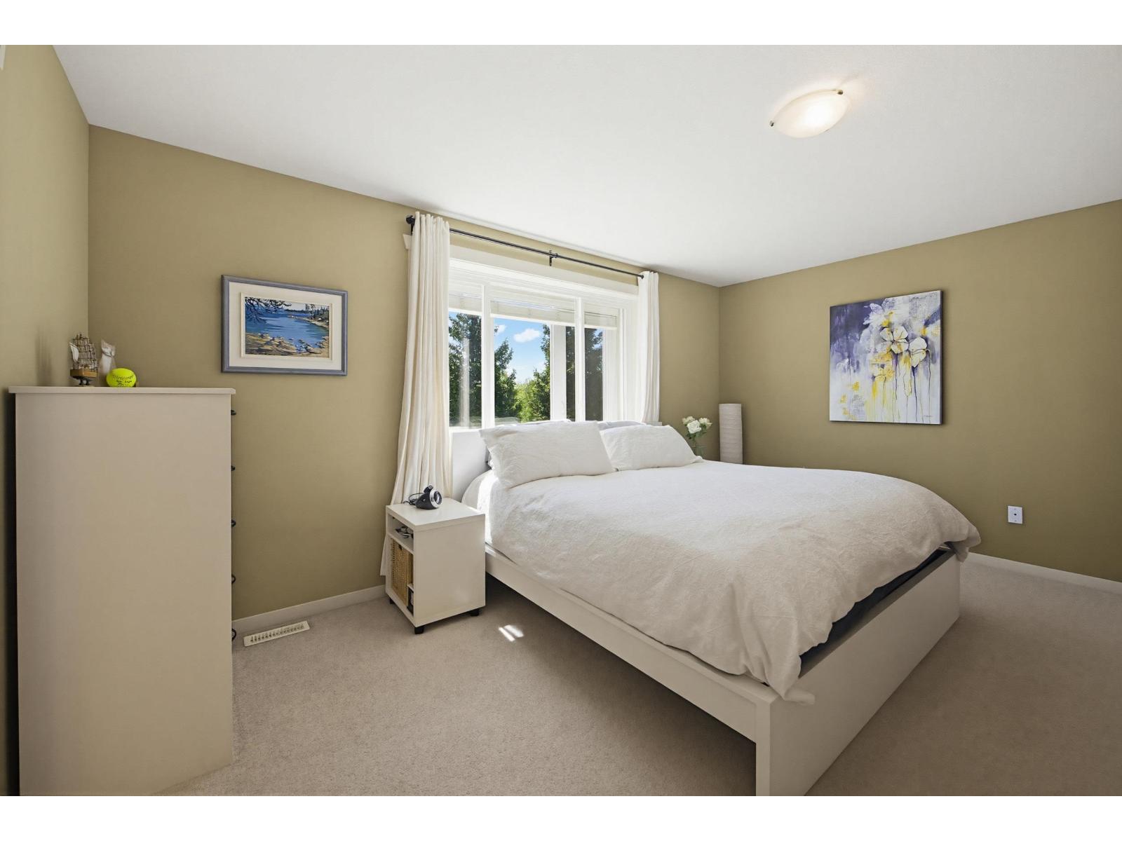 7 Bed, 4 Bath House for Sale in Surrey – 10304 164A STREET, Surrey - Image 19