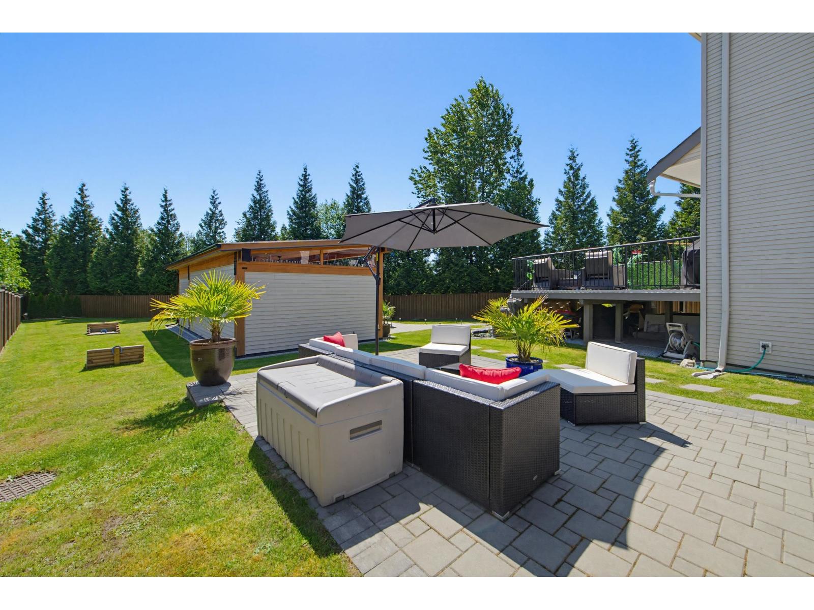 7 Bed, 4 Bath House for Sale in Surrey – 10304 164A STREET, Surrey - Image 35