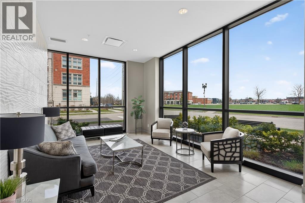 175 COMMONWEALTH Street Unit# 202, Kitchener, Ontario, N2E0H4 — Photo 4