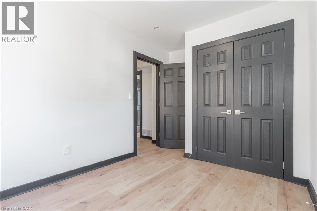 32 BRITANNIA Avenue, Hamilton, Ontario, L8H1W4 — Photo 20