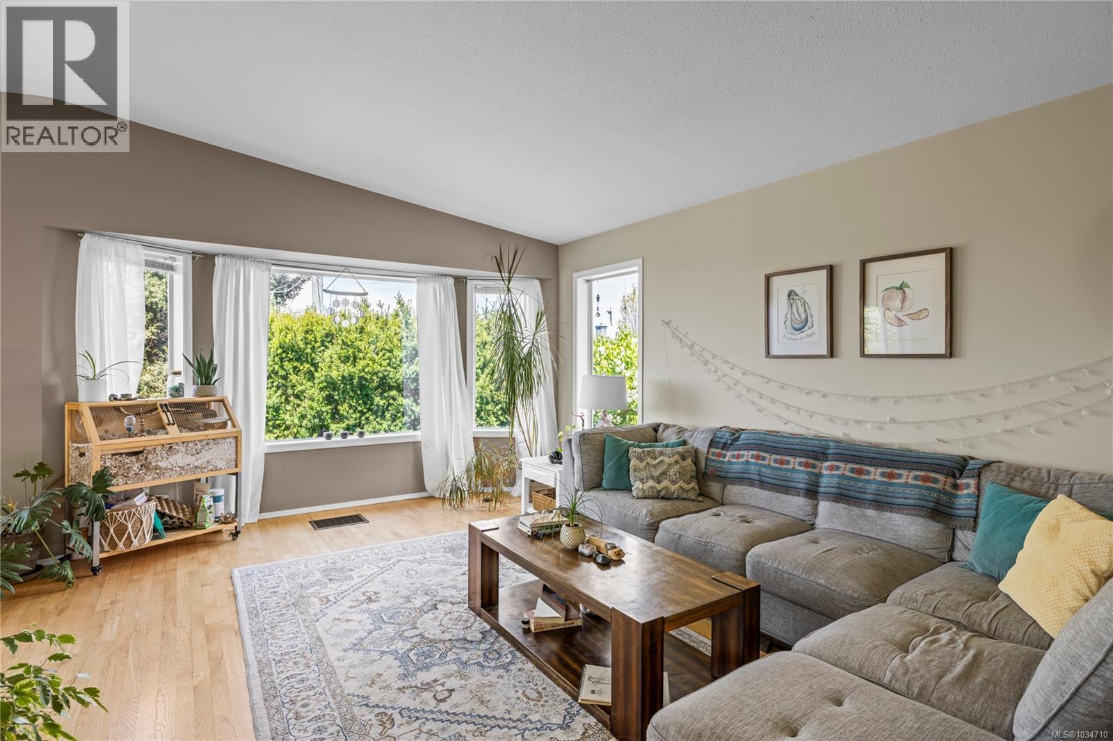 7101 McGill Rd - 5