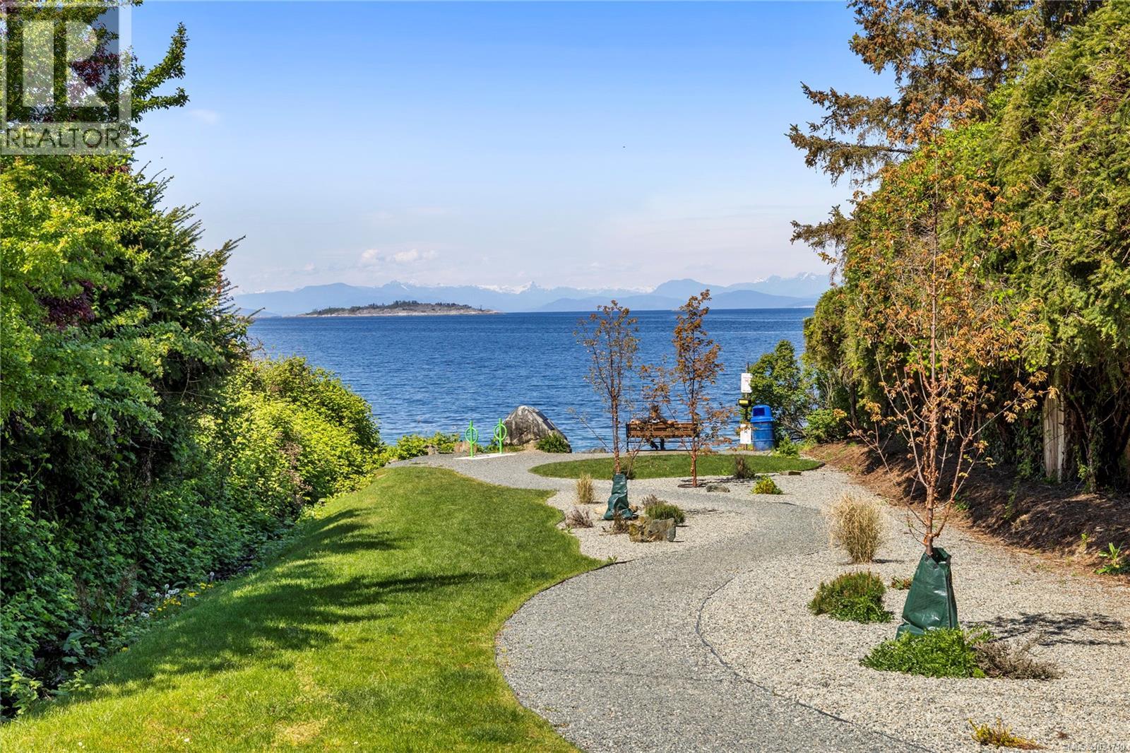 7101 McGill Rd - 66