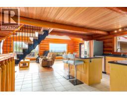 Living room - 1765 Paul's Pl, Qualicum Beach, BC V9K2S3 Photo 10