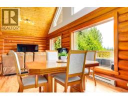 1765 Paul's Pl, Qualicum Beach, BC V9K2S3 Photo 18