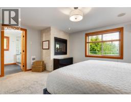 1765 Paul's Pl, Qualicum Beach, BC V9K2S3 Photo 26