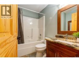1765 Paul's Pl, Qualicum Beach, BC V9K2S3 Photo 36