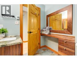1765 Paul's Pl, Qualicum Beach, BC V9K2S3 Photo 37