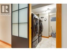 1765 Paul's Pl, Qualicum Beach, BC V9K2S3 Photo 42