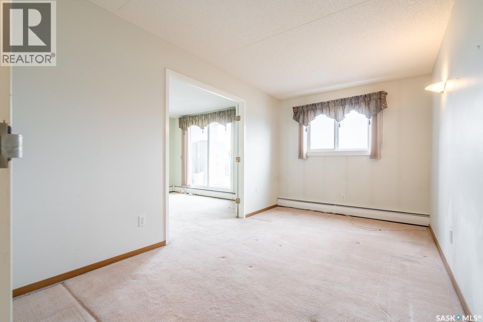 #504 20 Kleisinger CRESCENT - 16
