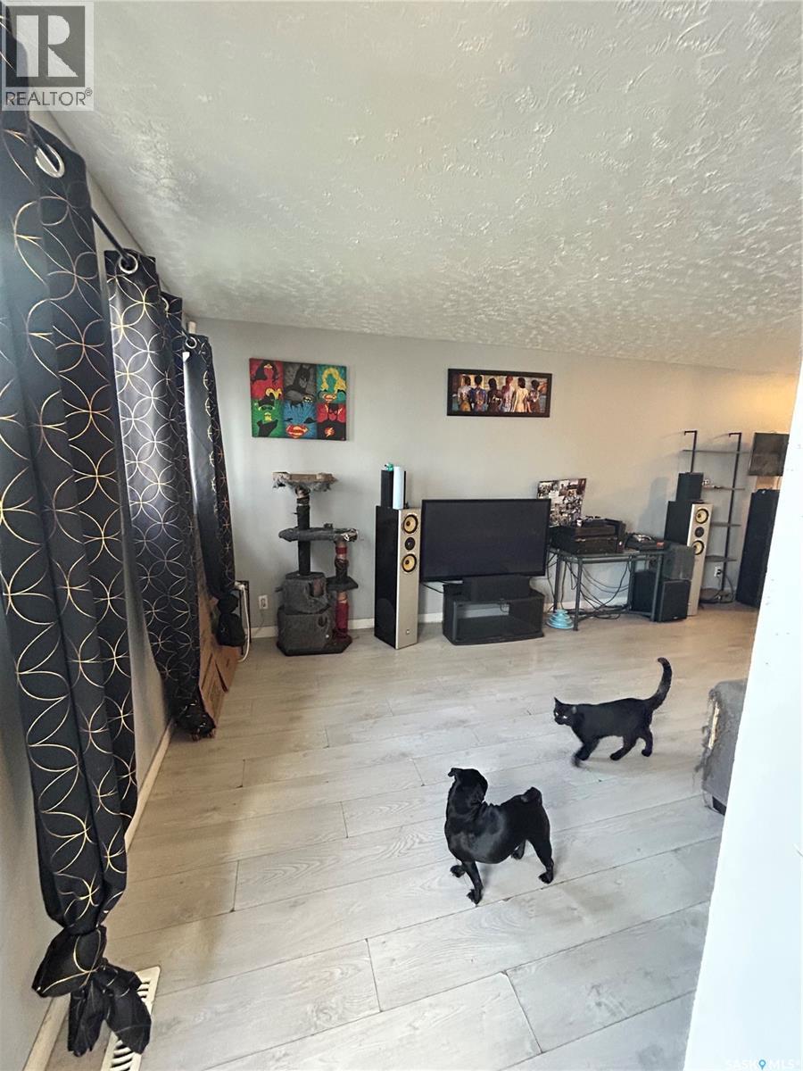 922 Garnet STREET - 5