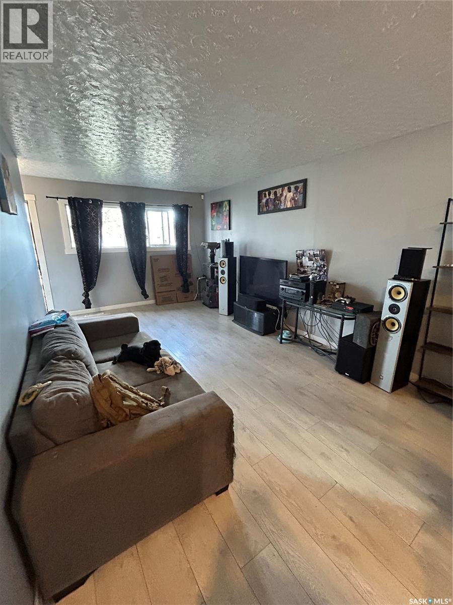 922 Garnet STREET - 7