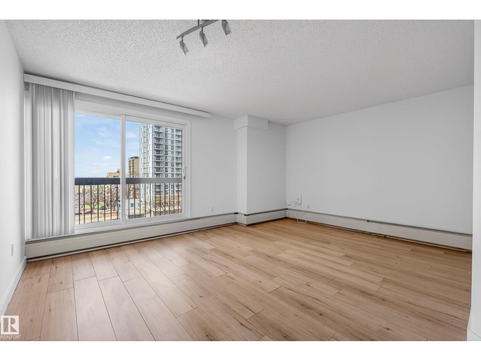 #908 9715 110 ST NW - 16