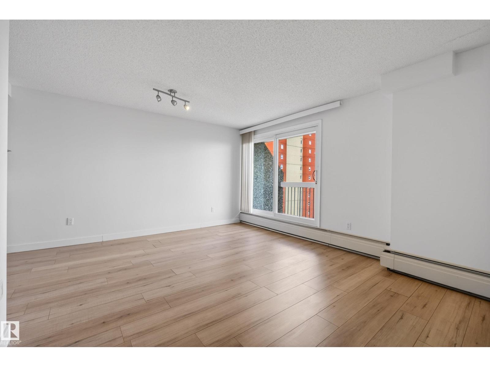 #908 9715 110 ST NW - 18