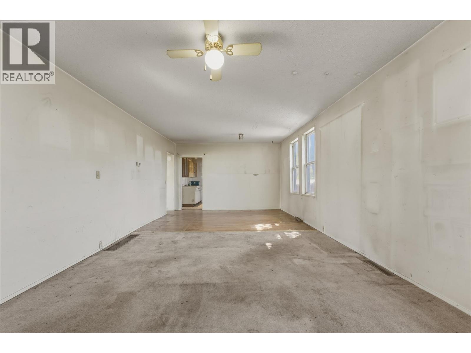 2850 Jarvis Street - 13