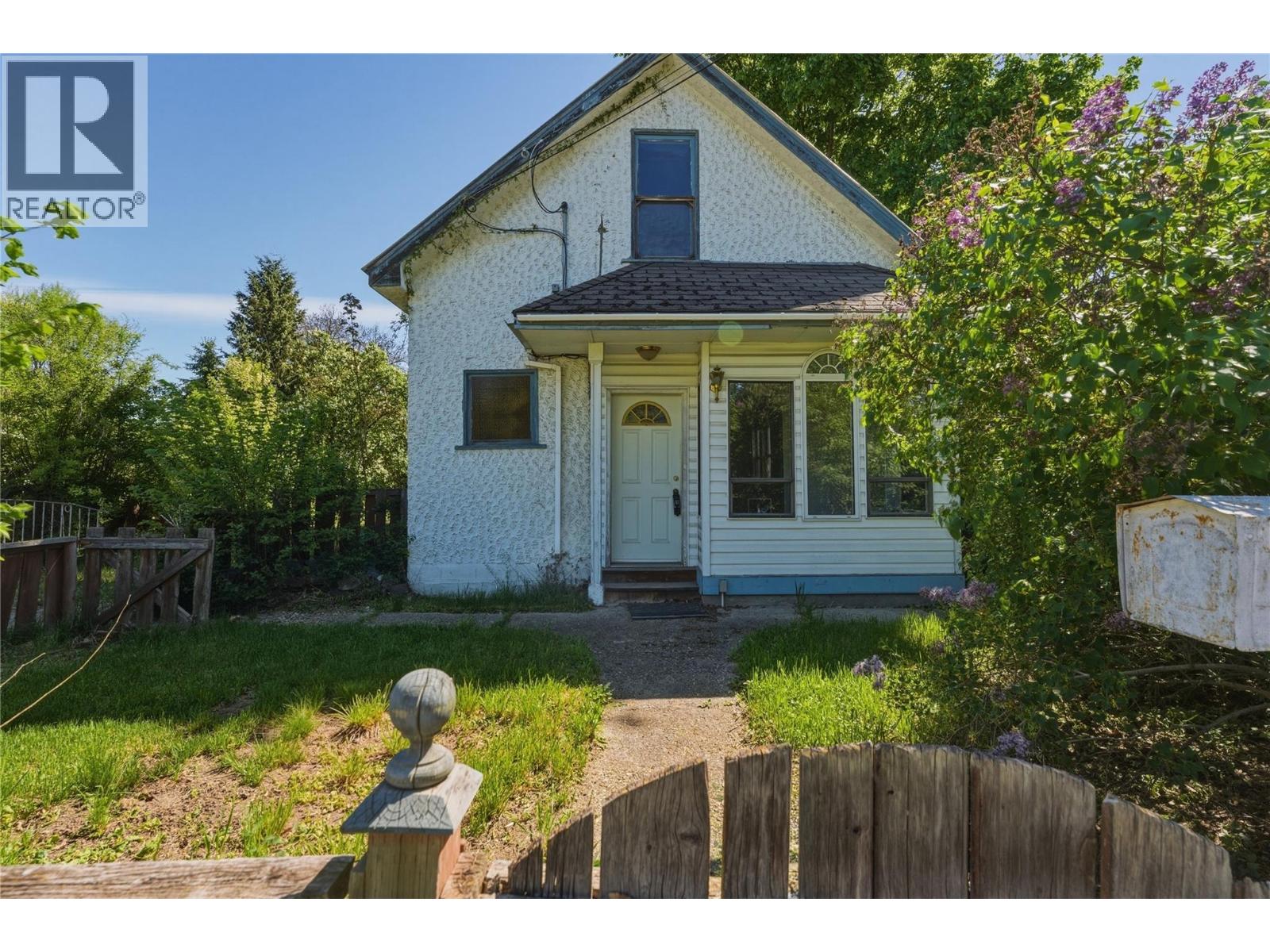 2850 Jarvis Street - 2