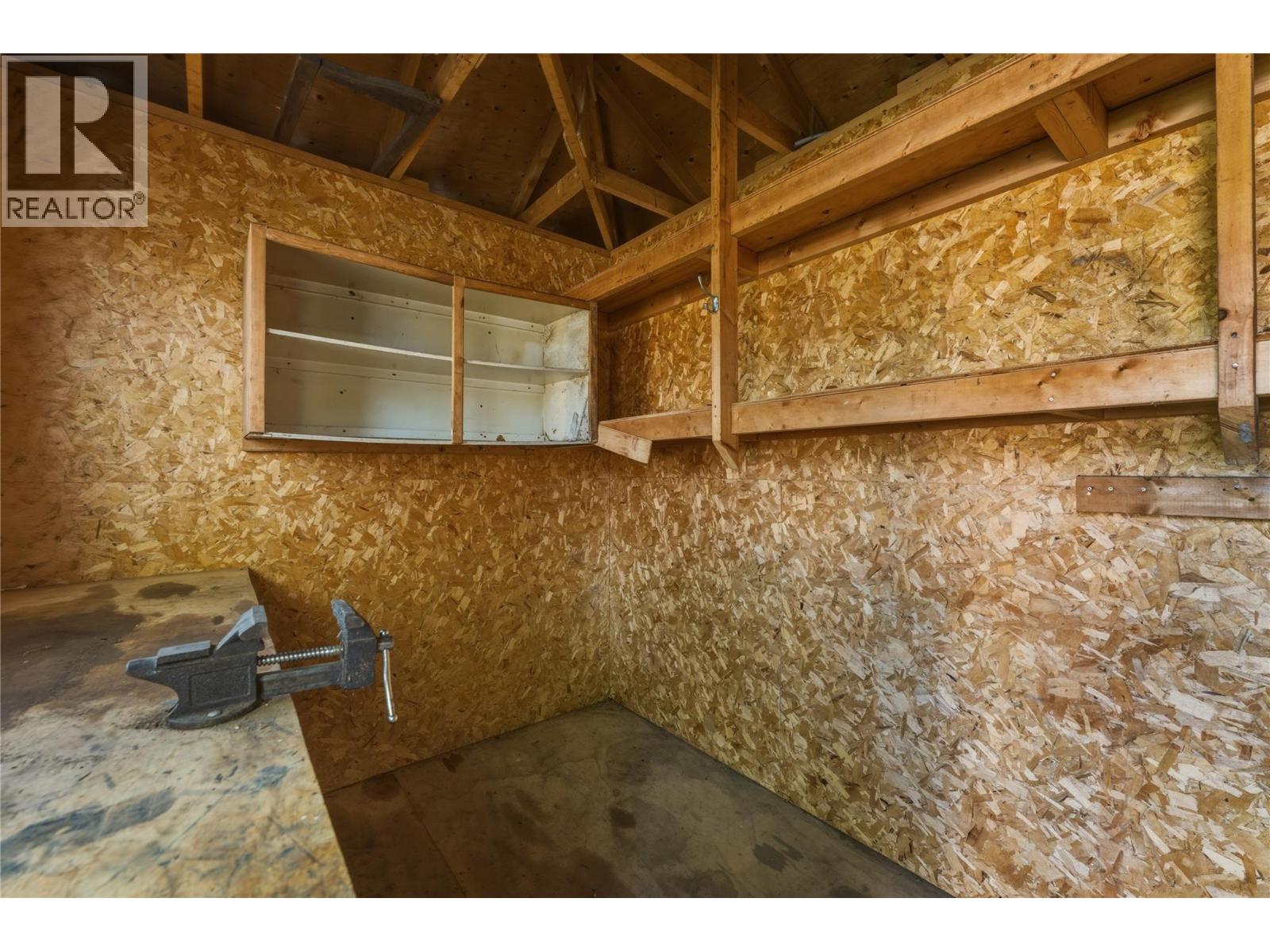 2850 Jarvis Street - 9