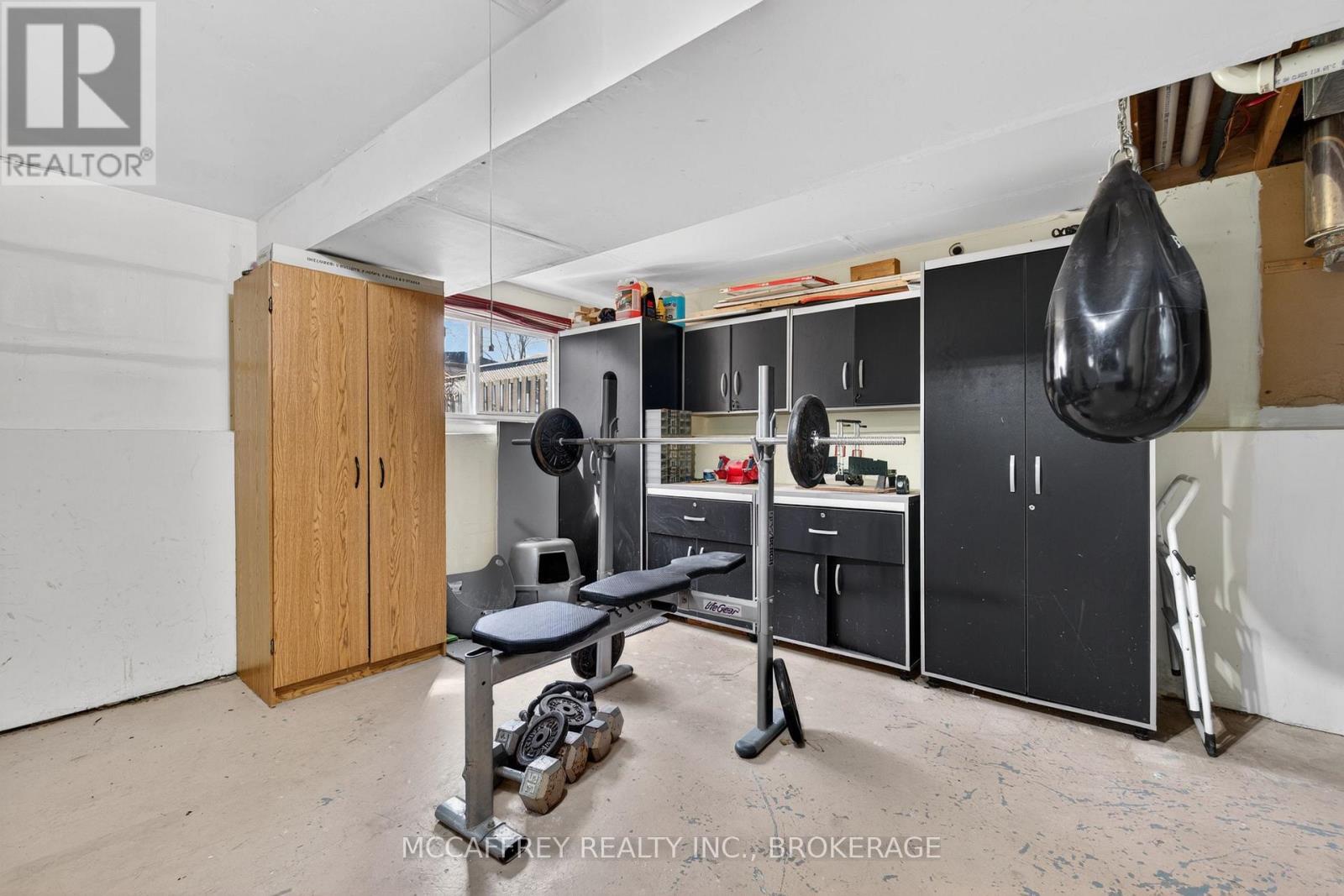 1075 BASSWOOD PLACE - 26