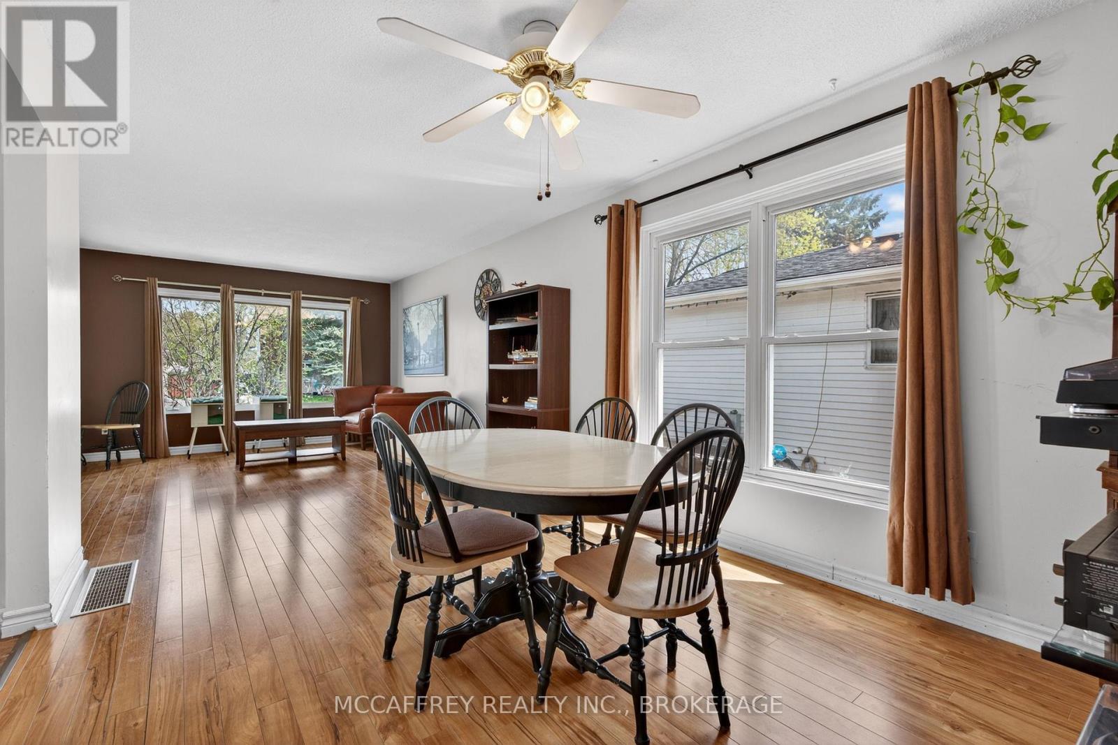 1075 BASSWOOD PLACE - 8