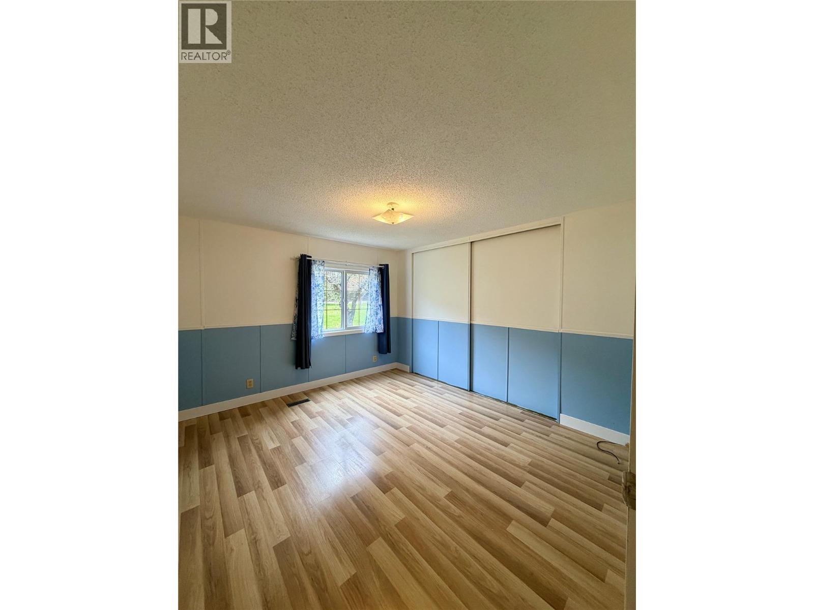 #13 2917 GEORAMA Road - 16