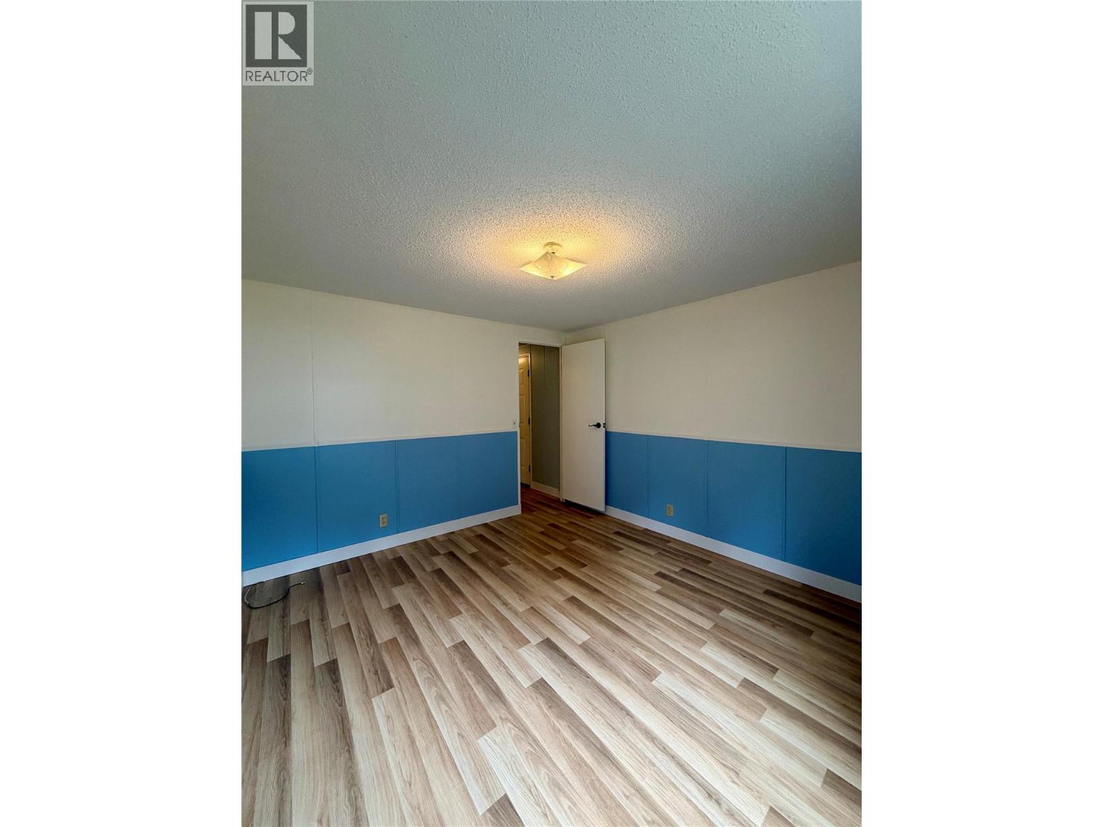 #13 2917 GEORAMA Road - 17