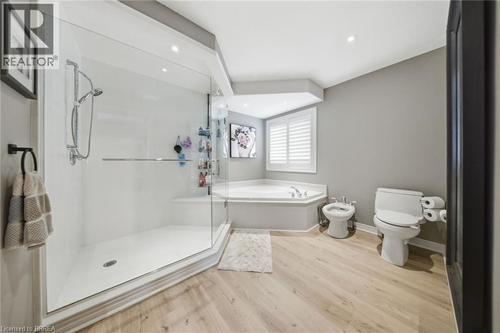 7 TOM THOMSON Court, Brantford, Ontario, N3R7Z6 — Photo 20