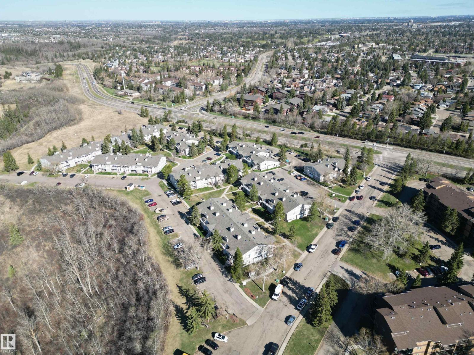 #5 2204 118 ST NW, Edmonton