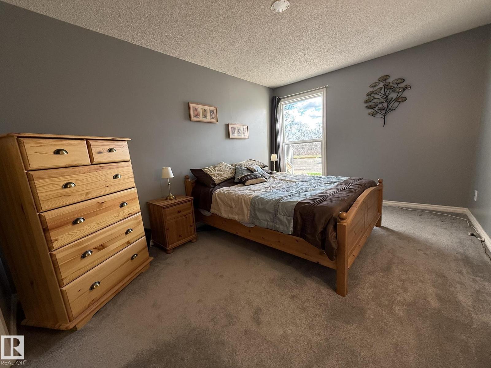 #5 2204 118 ST NW, Edmonton