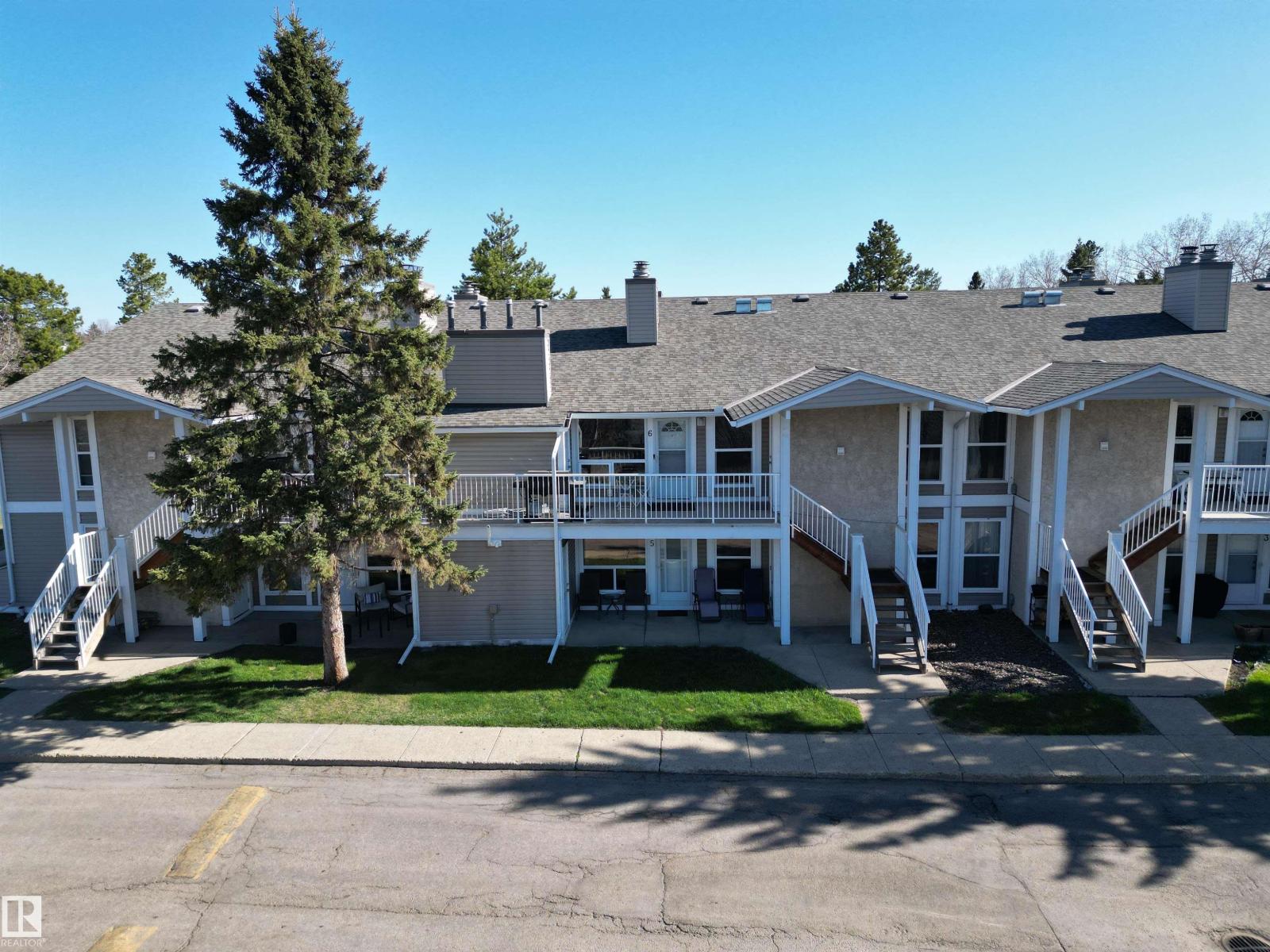 #5 2204 118 ST NW, Edmonton