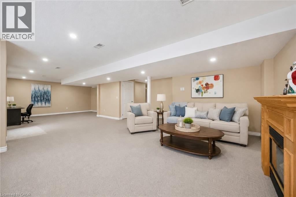 872 CREEKSIDE Drive, Waterloo, Ontario, N2V2S7 — Photo 35