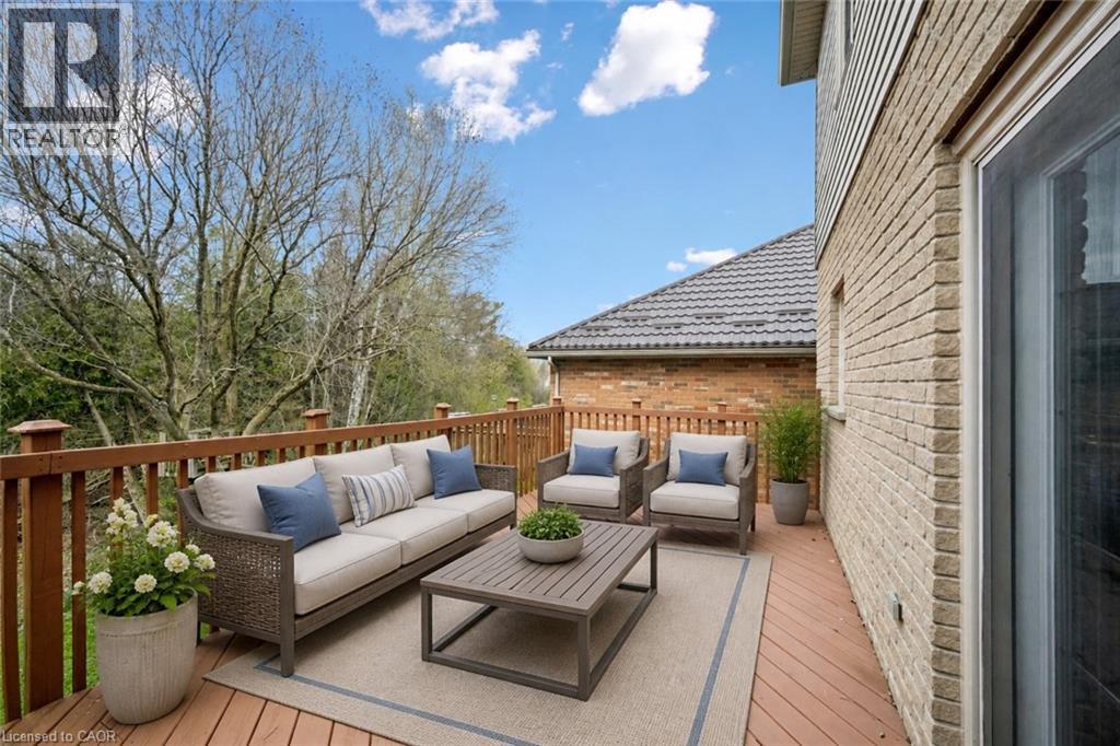 872 CREEKSIDE Drive, Waterloo, Ontario, N2V2S7 — Photo 50